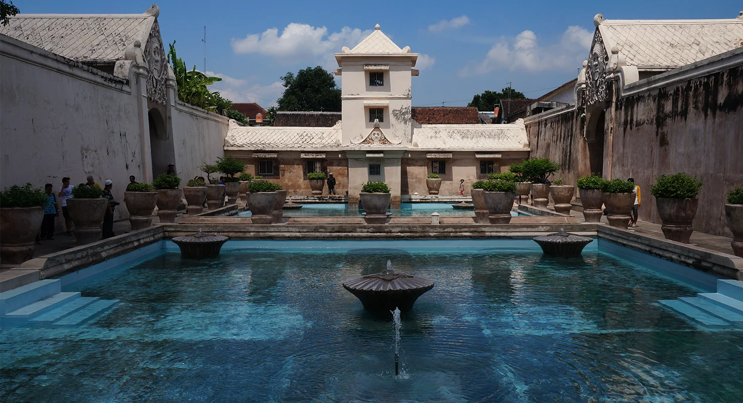 wisata tamansari